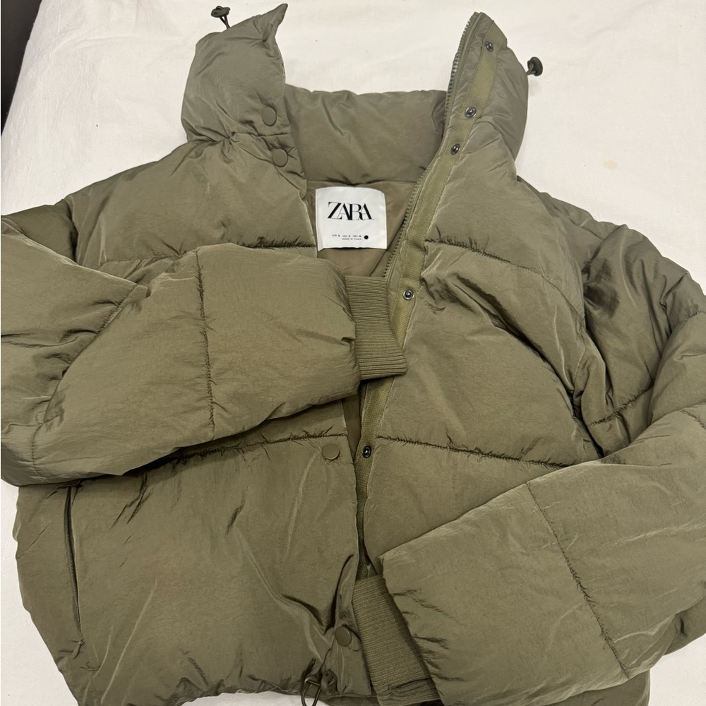New Zara Puffer Jacket Size Small